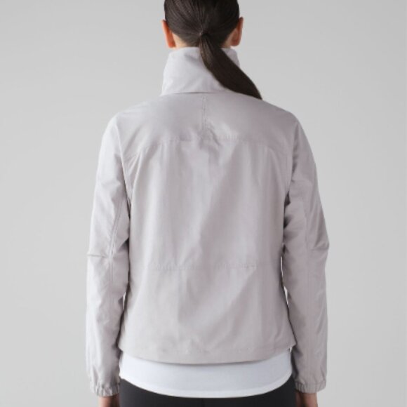 Lululemon Effortless Jacket Size 2 - Picture 10 of 11